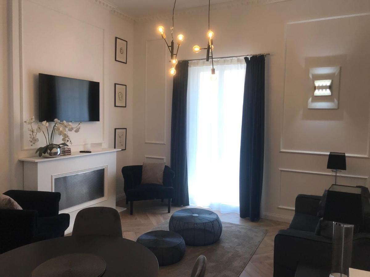 Lazare Maison De Maitre , Appartements De Standing Avec Parking Privatif A Seulement 7 Minutes A Pied Du Centre Historique De Безие Екстериор снимка