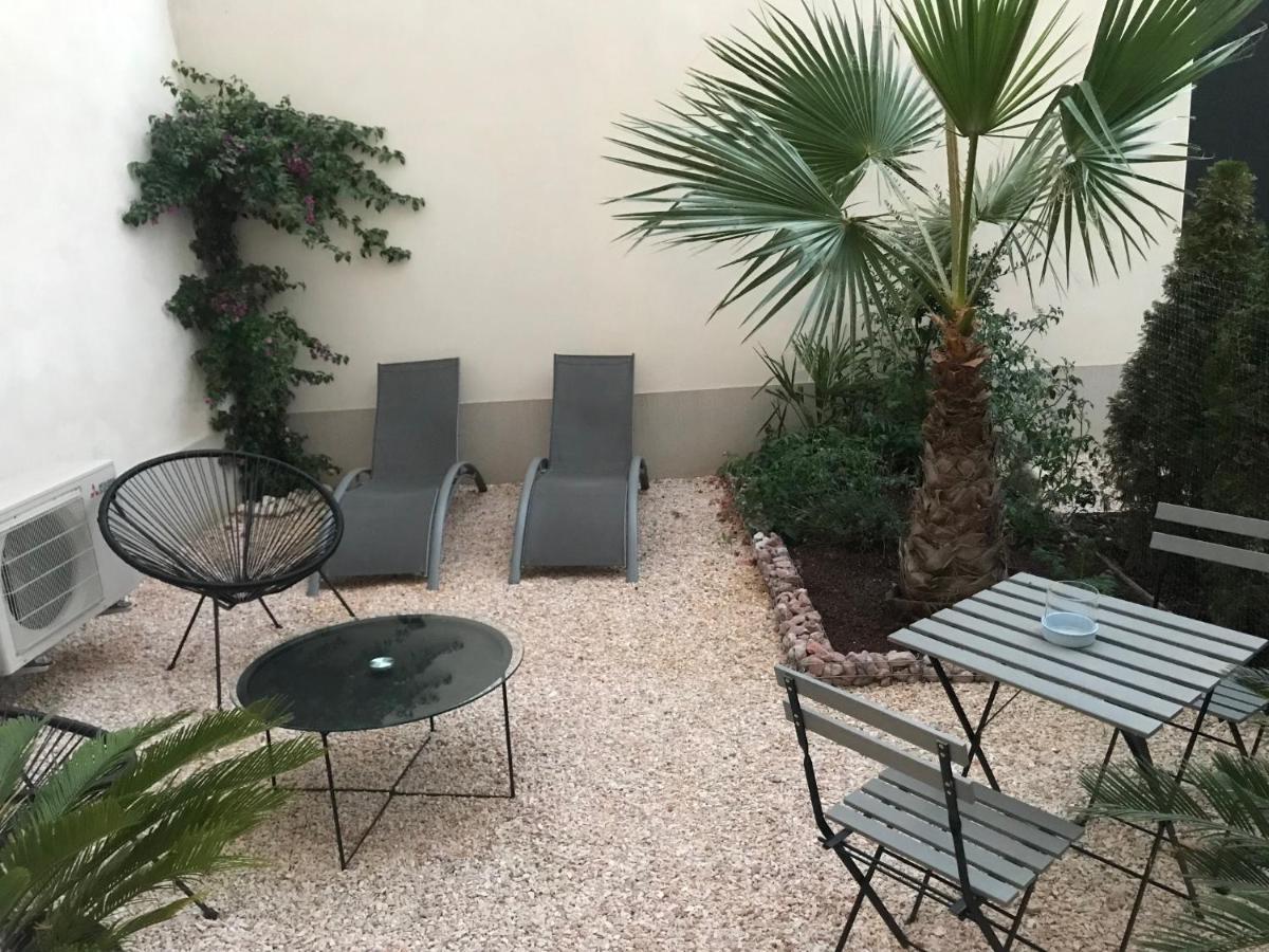 Lazare Maison De Maitre , Appartements De Standing Avec Parking Privatif A Seulement 7 Minutes A Pied Du Centre Historique De Безие Екстериор снимка